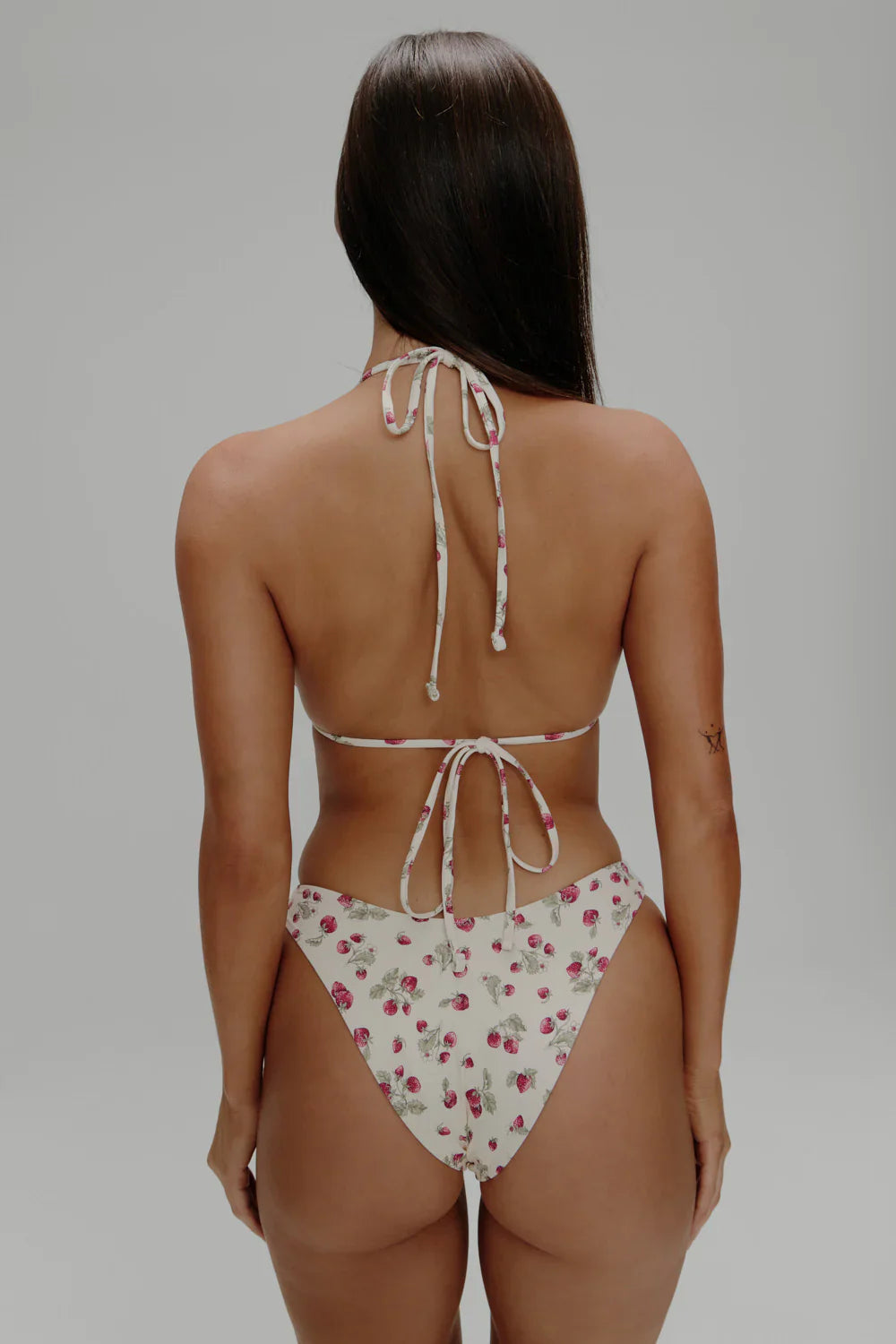 Dove Bikini Bottom - Strawberry Field
