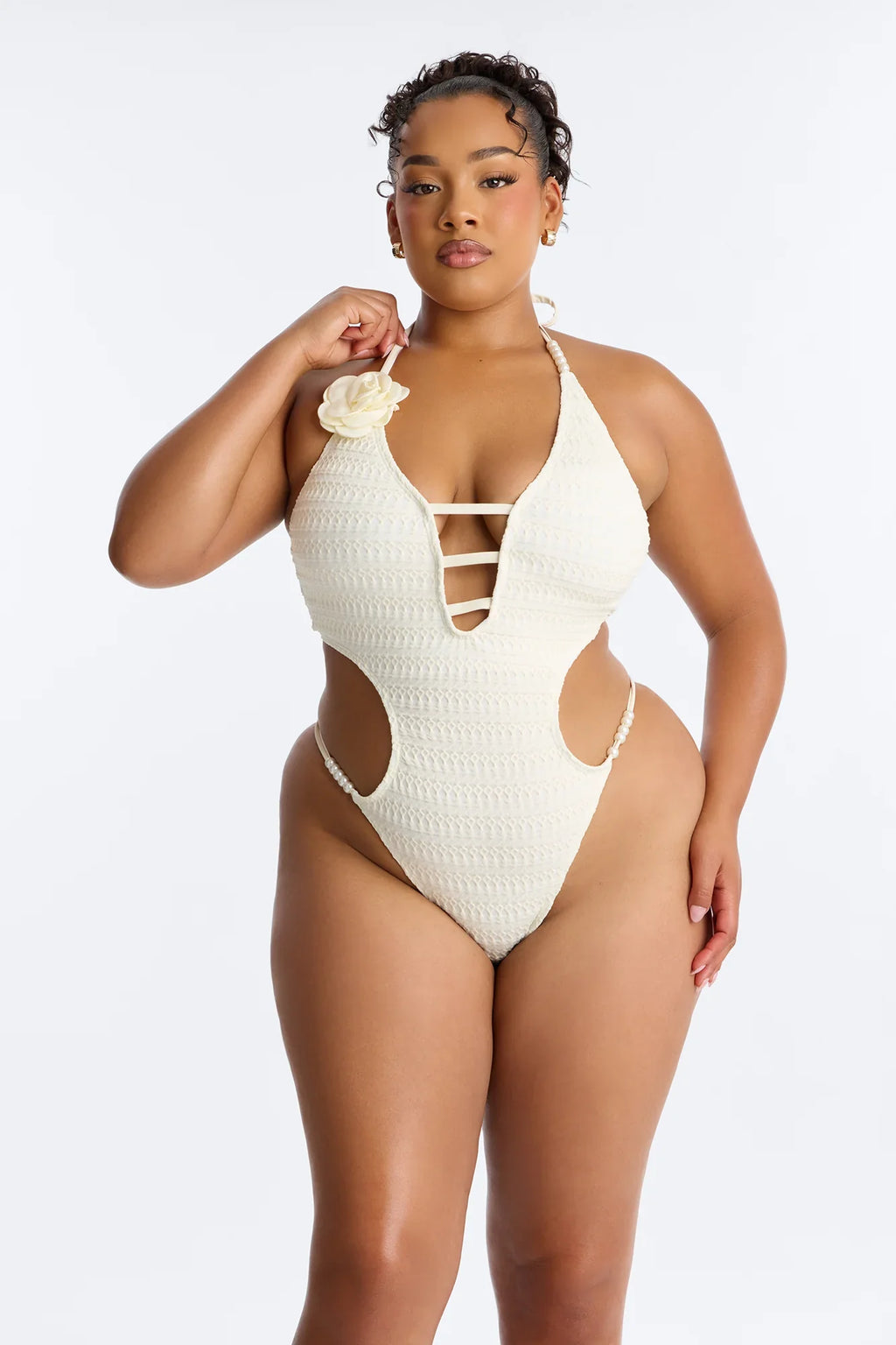 Janny Textured Floral Applique 1 Piece Swimsuit & Sarong Set - White
